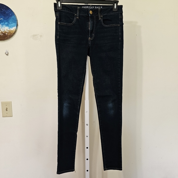 American Eagle Super Stretch Dark Wash Skinny Jegging Size 6 Long - Picture 1 of 9